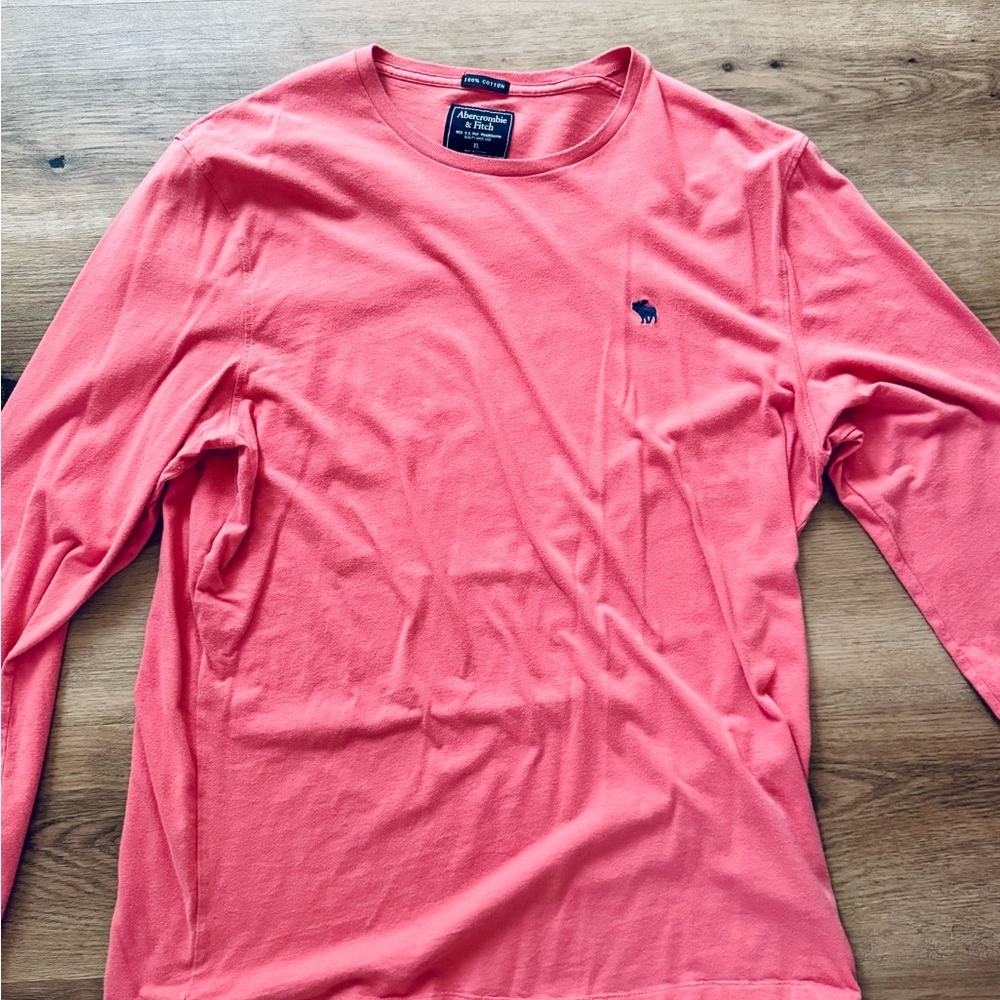 Abercrombie & Fitch Vintage Men’s Long Sleeve Crewneck Shirt - Coral Pink